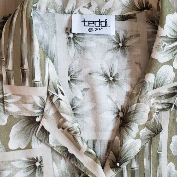 VTG Teddi Shirt Womens L Green Button Down Long Tailored Oversized Classic Crop - Picture 5 of 14